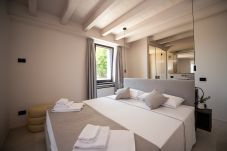 Ferienwohnung in Gargnano - Torre Limonaia Superior Deluxe