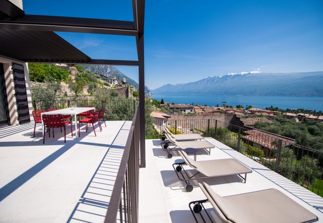 Apartment in Gargnano - Torre Limonaia Superior Deluxe